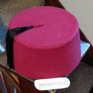 Vintage Maroon Wool Fez Hat with Black Tassel